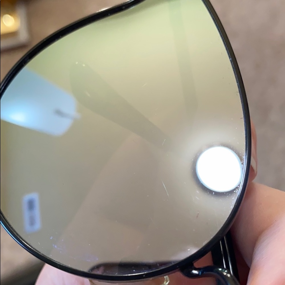 Quay Glasses - image 3